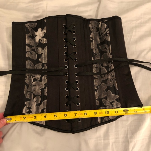 Black with grey velvet corset with real boning. - Picture 5 of 6